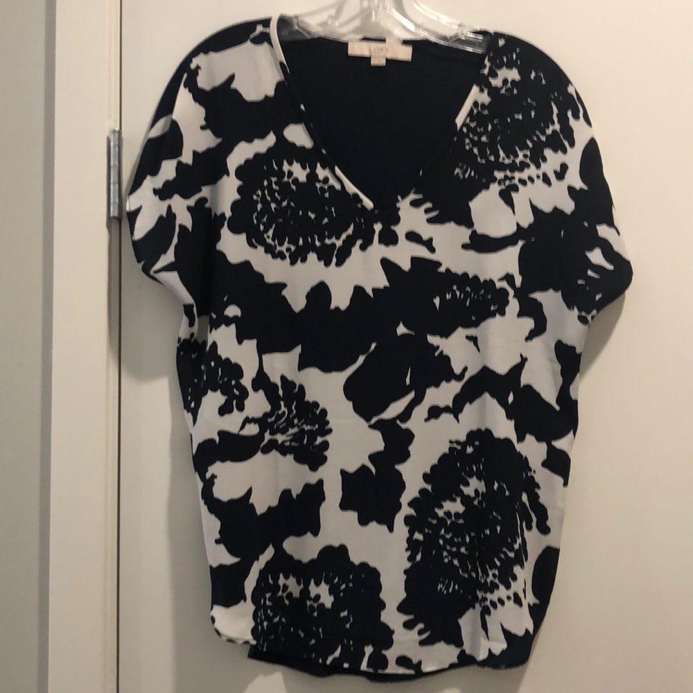 Loft Navy floral short sleeve top
